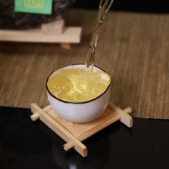 【温泉山谷】云边贡 供销英雄饼普洱茶生茶357g茶饼 云南供销社茶山直供